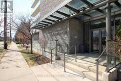 415 - 8 FIELDWAY ROAD Toronto