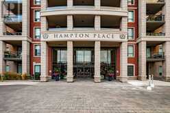 203 - 25 BAKER HILL BOULEVARD Whitchurch-Stouffville 