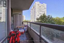 406 - 1121 STEELES AVENUE W Toronto