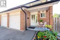 32 VODDEN COURT Brampton