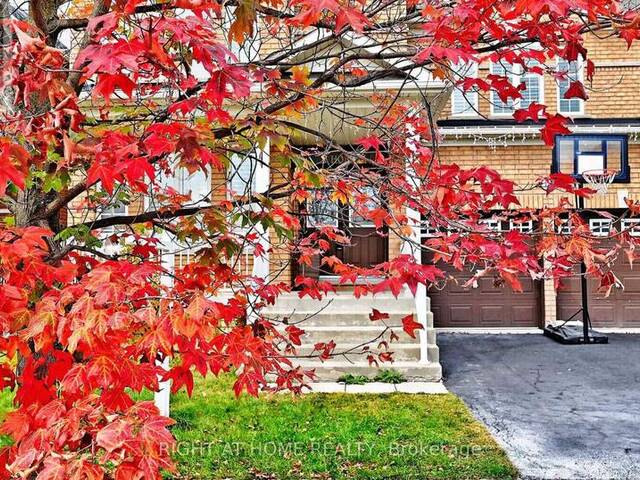 18 HALLDORSON AVENUE Aurora Ontario