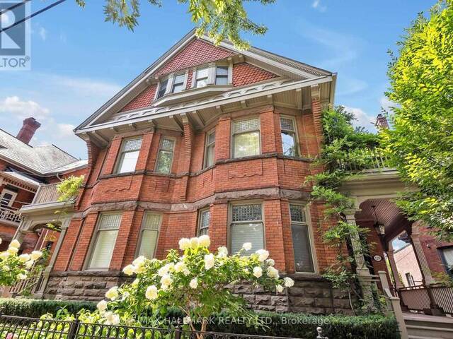 1 - 120 BEDFORD ROAD Toronto Ontario