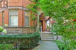 1 - 120 BEDFORD ROAD Toronto