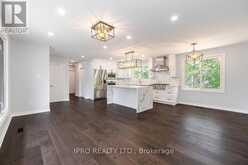 295 SANDWELL DRIVE Oakville 