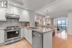 801 - 662 SHEPPARD AVENUE E Toronto