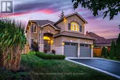 15 MEADOWVIEW DRIVE Bradford/West Gwillimbury 