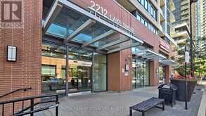 615 - 2212 LAKE SHORE BOULEVARD W Toronto 