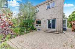 21 DEBONAIR DRIVE Richmond Hill 