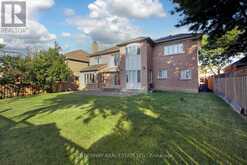 11 SPRINGBROOK DRIVE Richmond Hill 