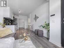 13 - 266 FINCH AVENUE E Toronto