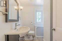 13284 BATHURST STREET King