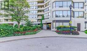 909 - 1121 STEELES AVENUE W Toronto