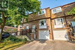 23 - 40 CASTLE ROCK DRIVE Richmond Hill 