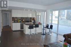 1004 - 15 QUEENS QUAY E Toronto 