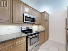 305 - 9519 KEELE STREET Vaughan 