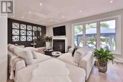 1483 THE LINKS DRIVE Oakville