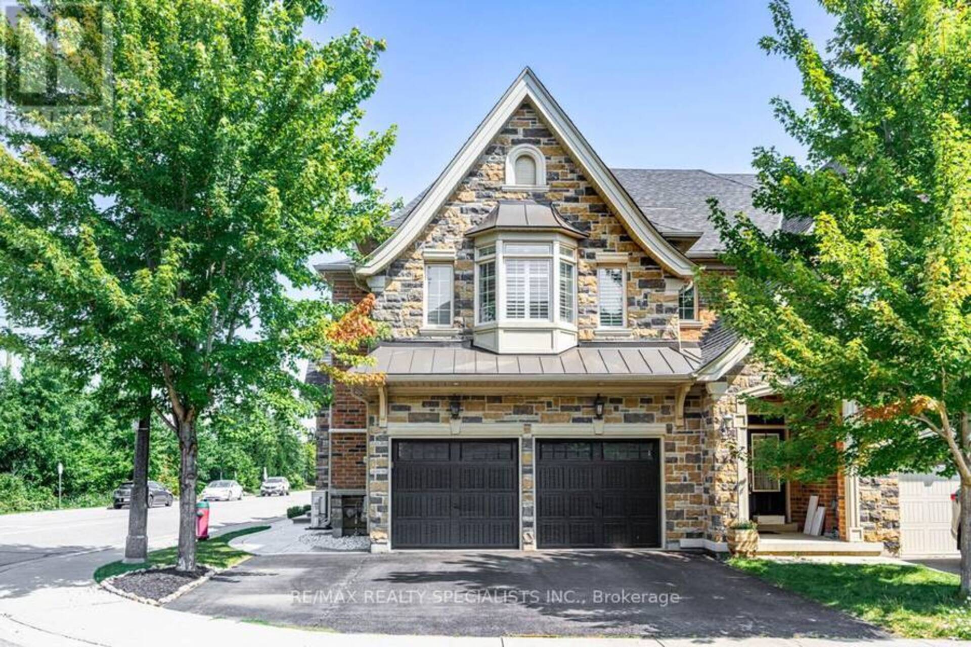 2495 GATESHEAD COMMON ROAD Oakville 