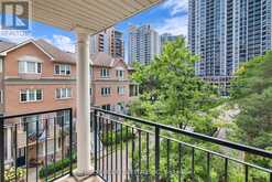 1016 - 28 SOMMERSET WAY Toronto