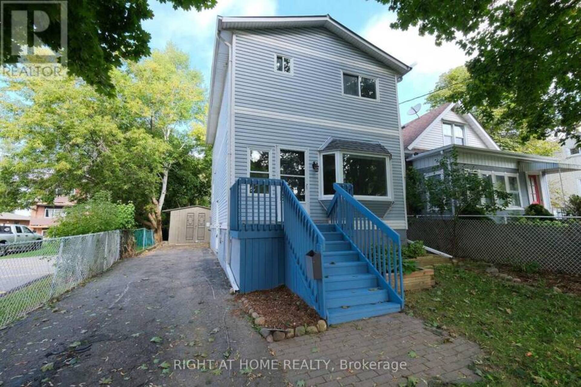 118 THOMAS STREET Oshawa 