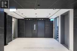 702 - 11 WALMER STREET Toronto