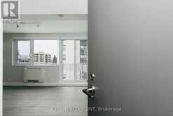 708 - 11 WALMER STREET Toronto