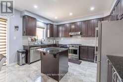 25 HAMMERHEAD ROAD Brampton