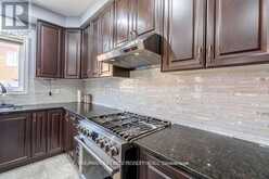 25 HAMMERHEAD ROAD Brampton