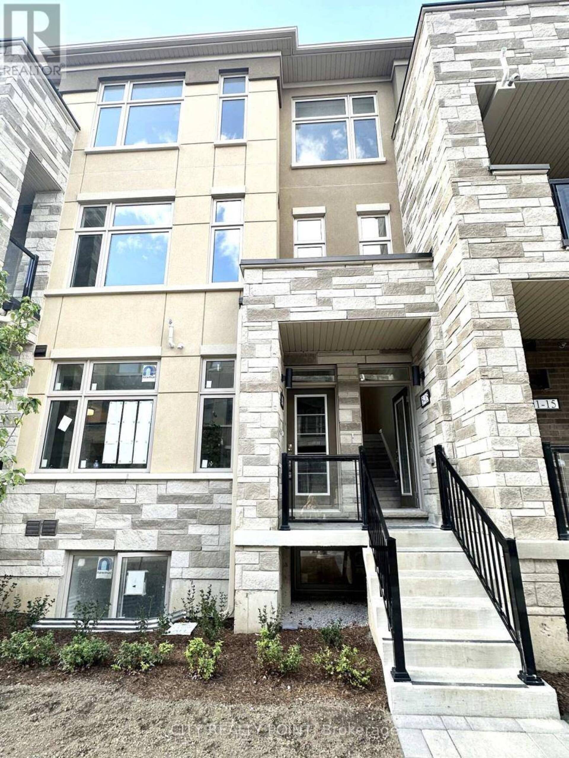 5 - 15 FIELDRIDGE CRESCENT N Brampton