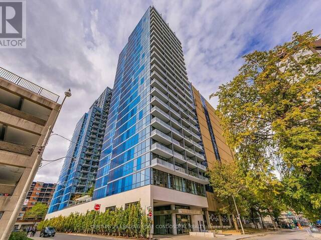 2209 - 210 SIMCOE STREET Toronto Ontario