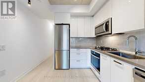 513 - 195 MCCAUL STREET Toronto