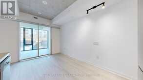 513 - 195 MCCAUL STREET Toronto