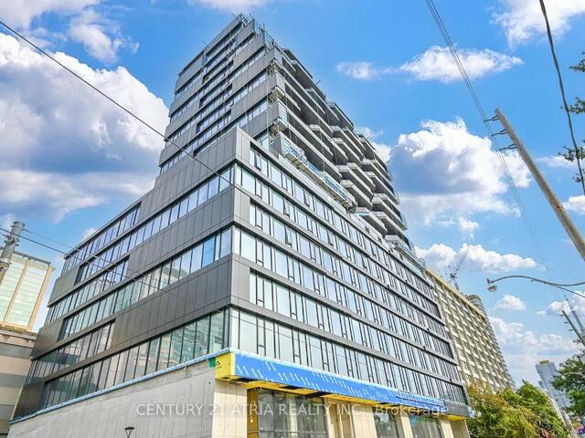 513 - 195 MCCAUL STREET Toronto Ontario