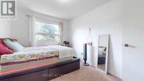 18 - 11 LIVONIA PLACE Toronto