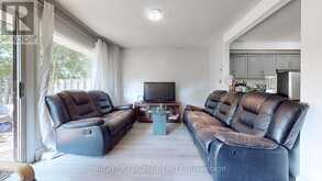 18 - 11 LIVONIA PLACE Toronto