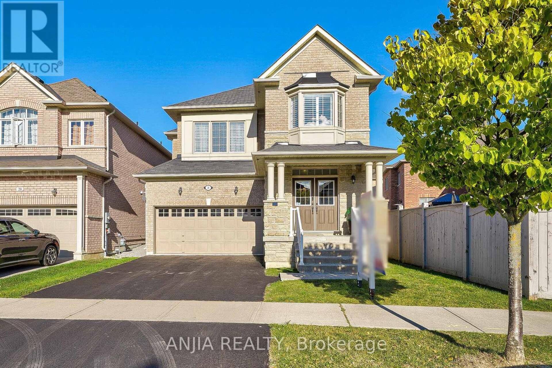 28 LUCIDA COURT Whitchurch-Stouffville 