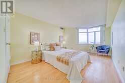 902 - 300 WEBB DRIVE Mississauga