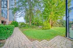 902 - 300 WEBB DRIVE Mississauga