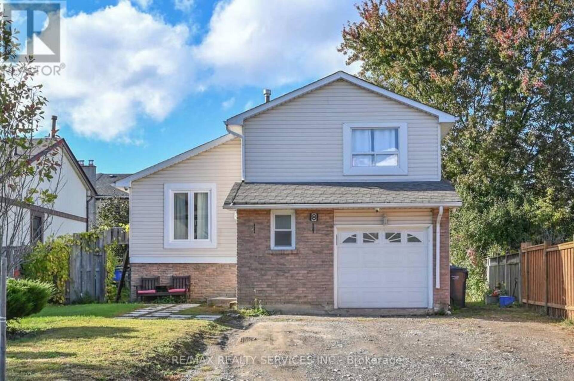 8 MOUNT PLEASANT DRIVE Brampton