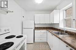 18 - 69 OLD MILL TERRACE Toronto 