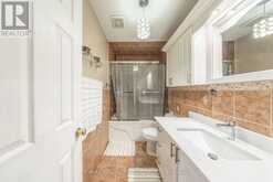 ROOM 1 - 46 MCCLURE CRESCENT Toronto