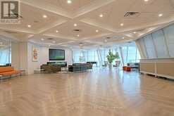 405 - 3 CONCORDE PLACE Toronto