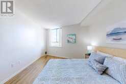 2504 - 270 QUEENS QUAY W Toronto 