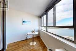 2504 - 270 QUEENS QUAY W Toronto