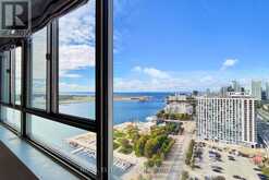 2504 - 270 QUEENS QUAY W Toronto 