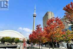 2504 - 270 QUEENS QUAY W Toronto