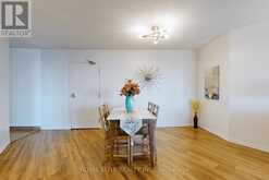 2504 - 270 QUEENS QUAY W Toronto 