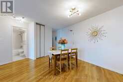 2504 - 270 QUEENS QUAY W Toronto 