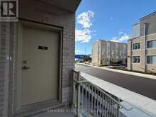 260 - 150 HONEYCRISP CRESCENT Vaughan 