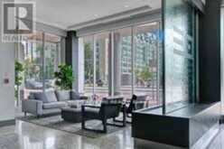 905 - 218 QUEENS QUAY W Toronto 