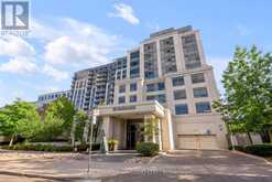 604 - 35 SARANAC BOULEVARD Toronto